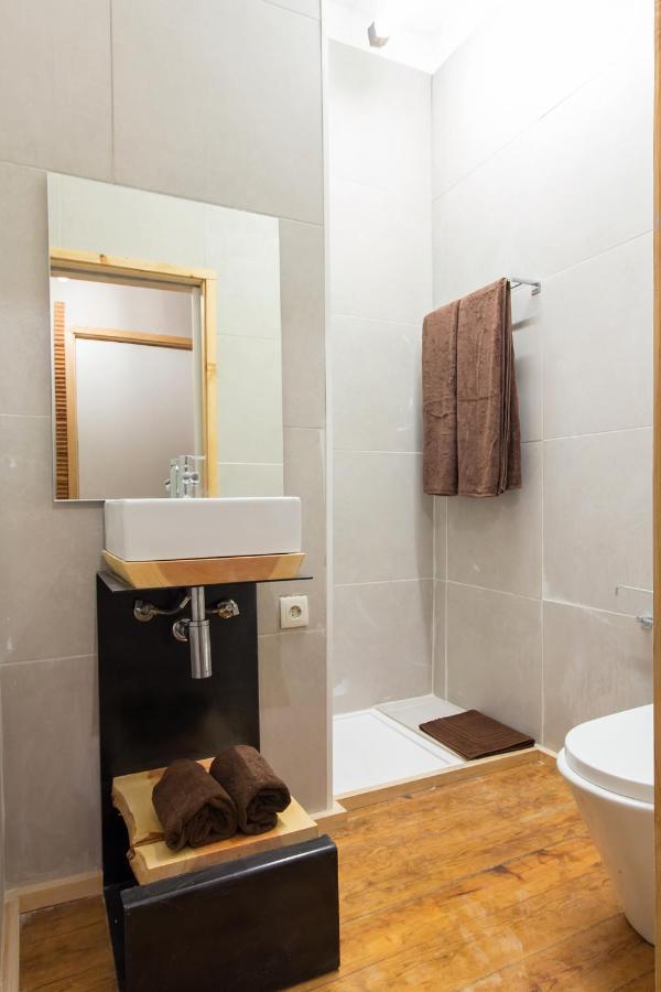 Feel At Home Guest House Ovar Exterior photo
